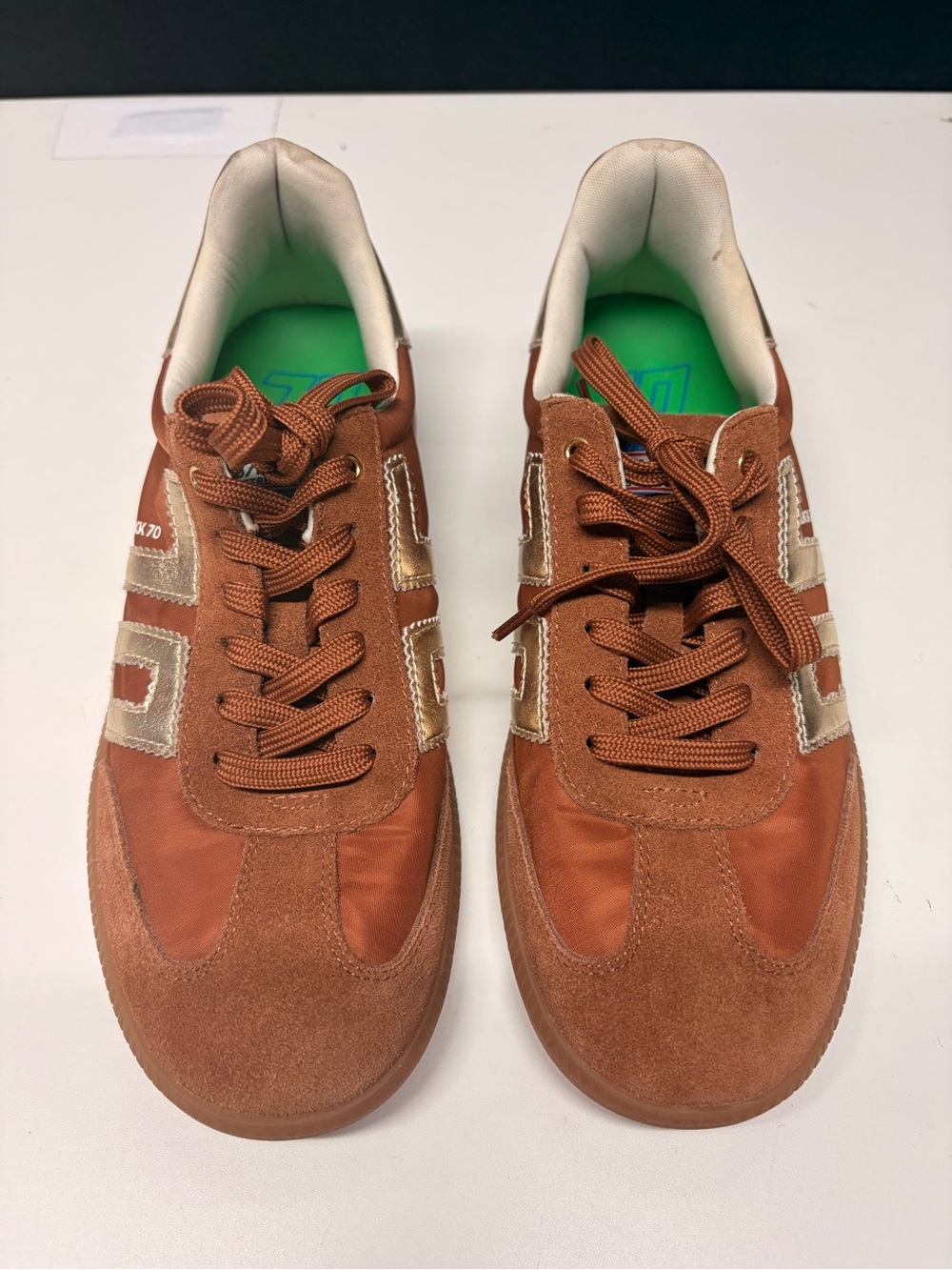 Back 70 Streetwear Ghost sneakers